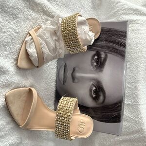 New in box JLO sandal